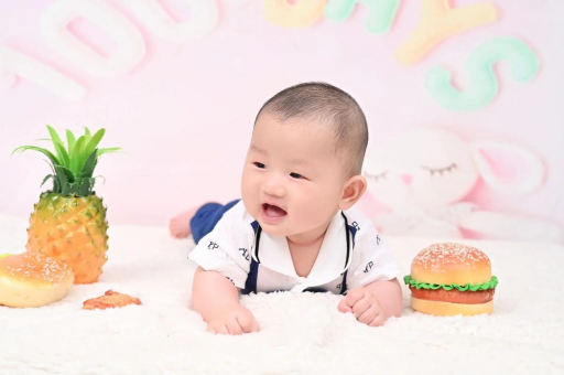 南漳宝宝鼻子喷奶急救处理